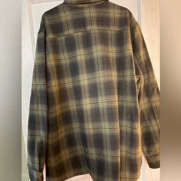 Weatherproof Men's Casual Plaid Shirt - Olive and Charcoal - Picture 3 of 3